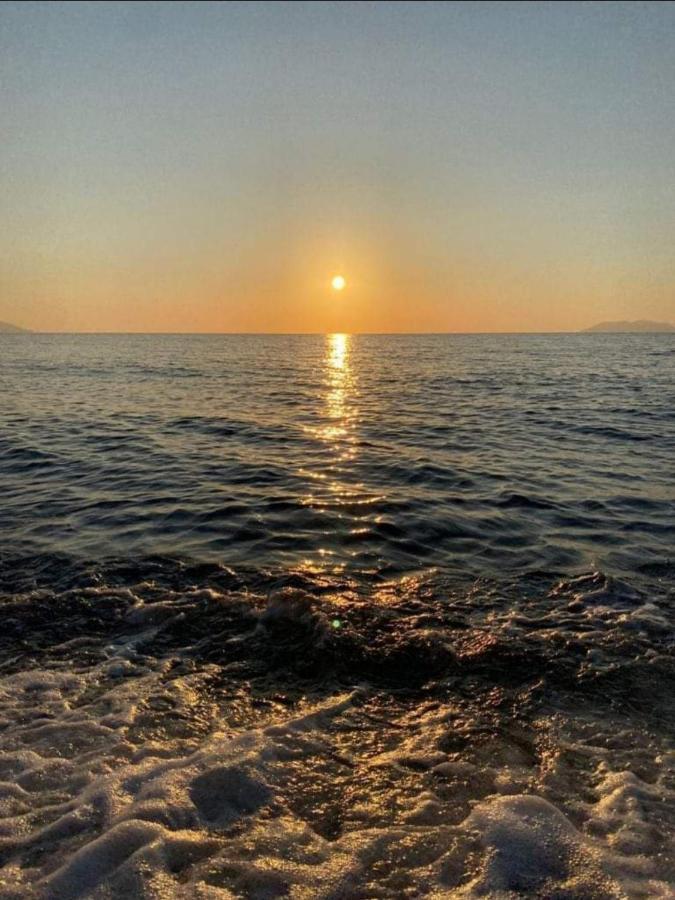Frontemare Rooms Milazzo Exteriér fotografie