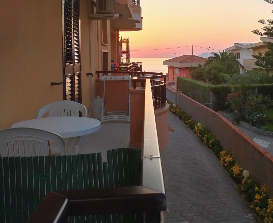 Frontemare Rooms Milazzo Exteriér fotografie